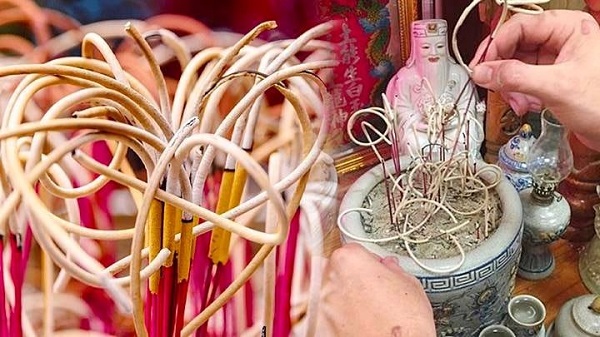 Lợi ích của việc tỉa chân nhang định kỳ