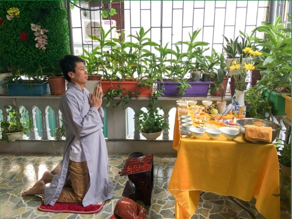 Nghi thức cúng thí thực tại nhà: Cúng đúng cách để cầu an lành